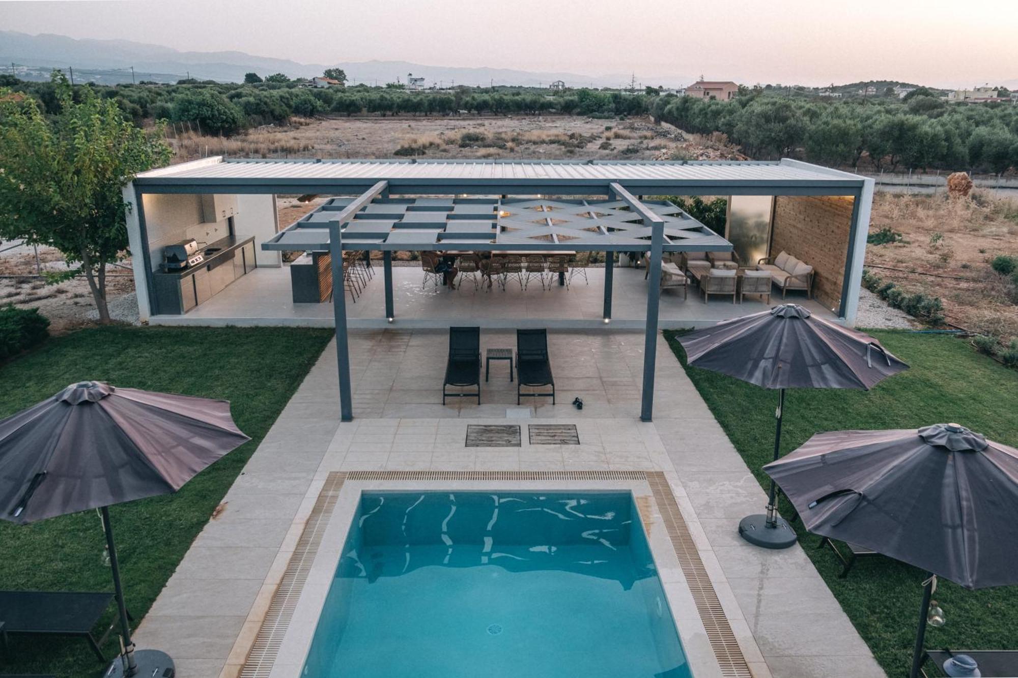 Helios A Modern Large Villa With Private Pool Set In A Quiet Location Σταυρός Εξωτερικό φωτογραφία