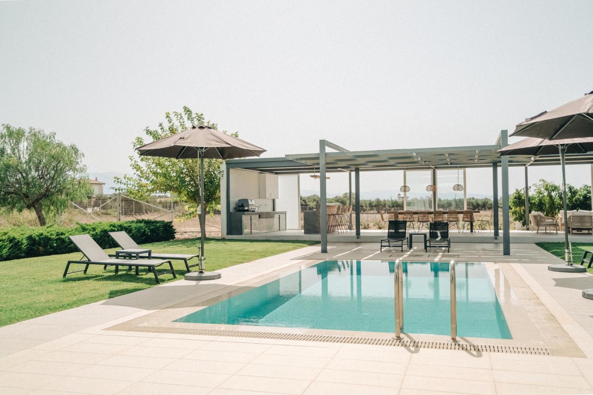 Helios A Modern Large Villa With Private Pool Set In A Quiet Location Σταυρός Εξωτερικό φωτογραφία